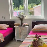 شقة Comfortable Near Opatija ماتولي