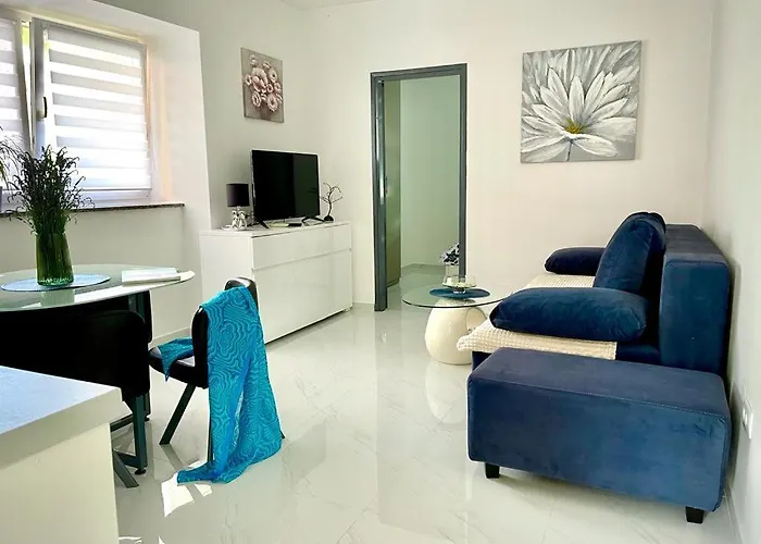 Comfortable Near Opatija Апартаменты *