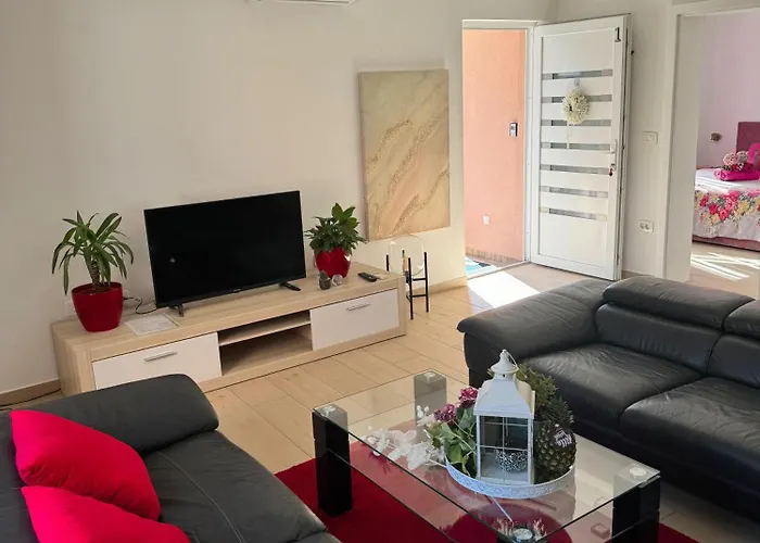 Comfortable Near Opatija * Матульи