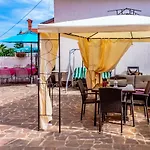 Comfortable Near Opatija * 马图利
