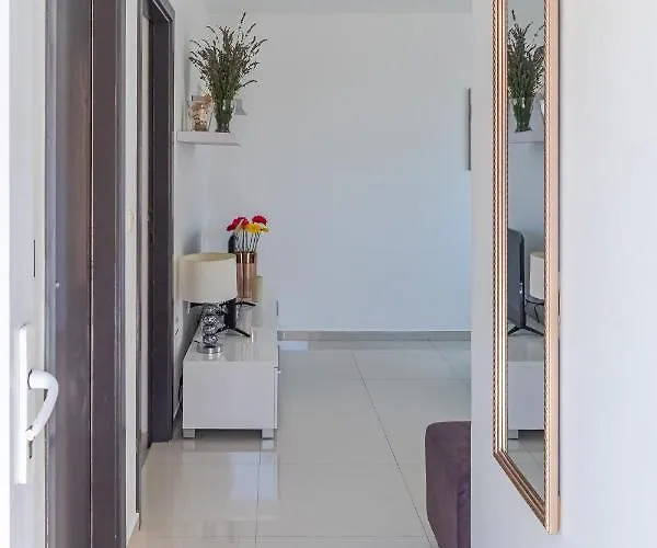 Comfortable Apartment Near Opatija