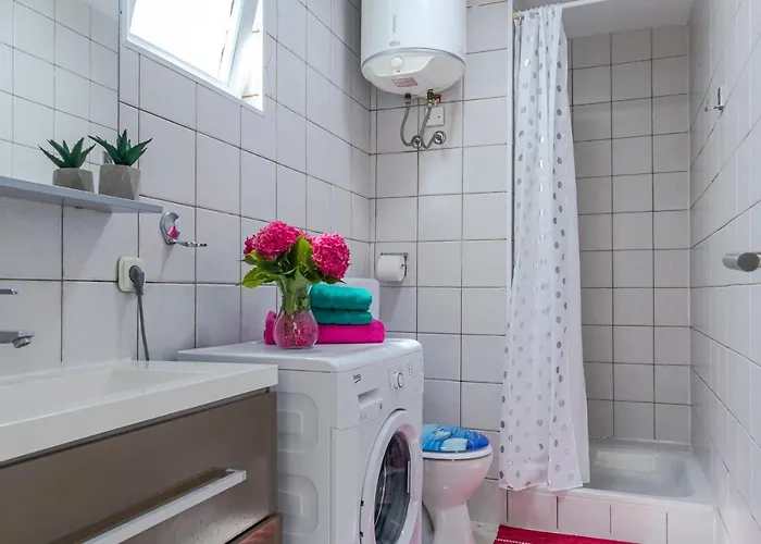 Comfortable Near Opatija Apartment Matulji